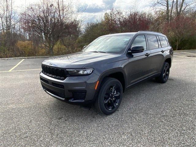 new 2024 Jeep Grand Cherokee L car, priced at $42,014