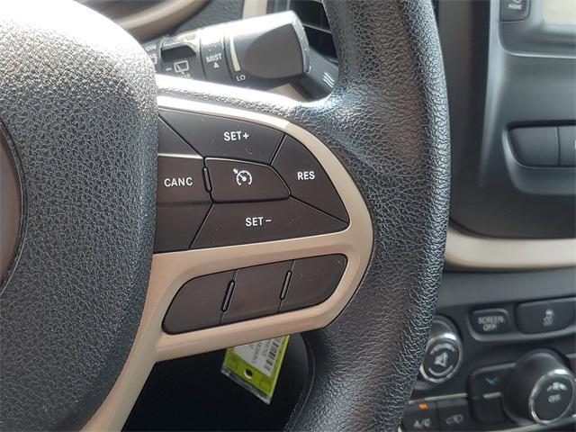 used 2018 Jeep Cherokee car, priced at $13,695