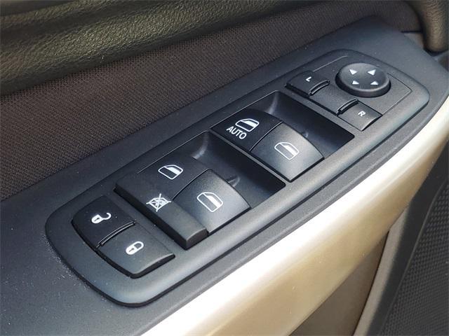used 2018 Jeep Cherokee car, priced at $13,695