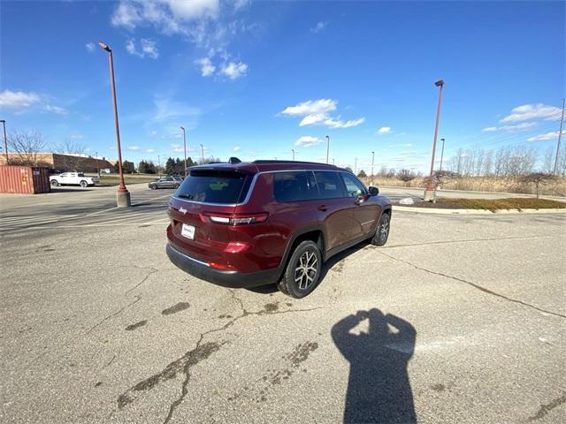 new 2024 Jeep Grand Cherokee L car, priced at $43,121