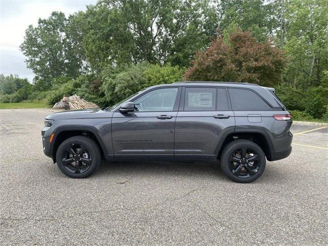 new 2024 Jeep Grand Cherokee car, priced at $40,224