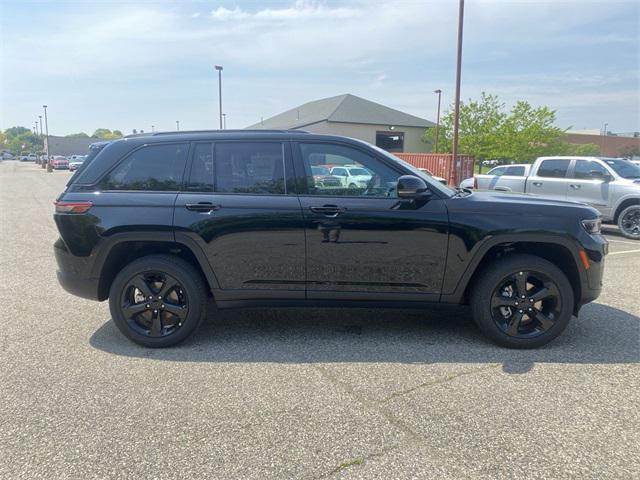 new 2024 Jeep Grand Cherokee car, priced at $41,724