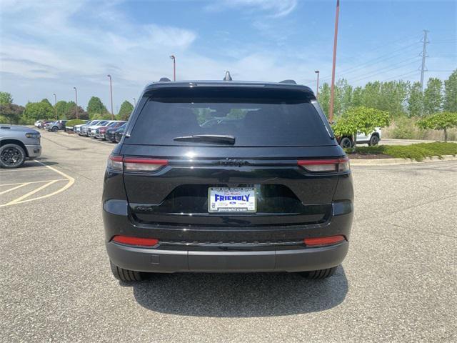 new 2024 Jeep Grand Cherokee car, priced at $41,724