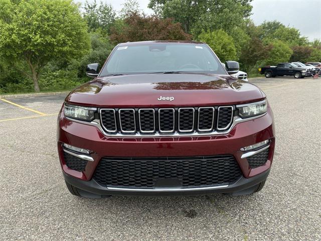 new 2024 Jeep Grand Cherokee car, priced at $39,209