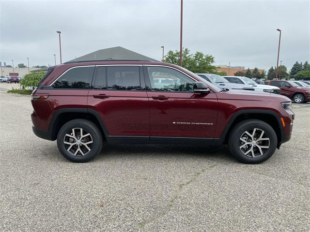 new 2024 Jeep Grand Cherokee car, priced at $39,209