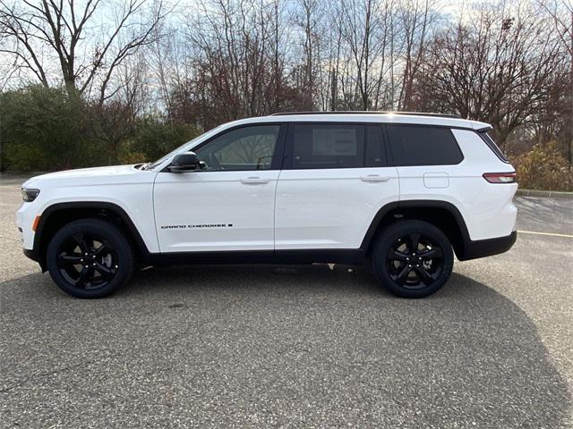 new 2024 Jeep Grand Cherokee L car, priced at $42,077