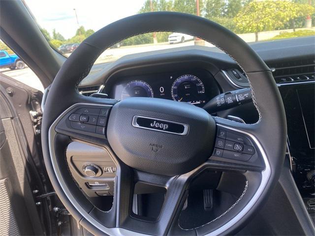 new 2024 Jeep Grand Cherokee L car, priced at $42,586