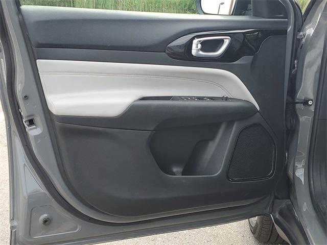 used 2022 Jeep Compass car, priced at $24,590