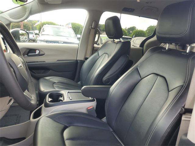 used 2023 Chrysler Pacifica car, priced at $24,790