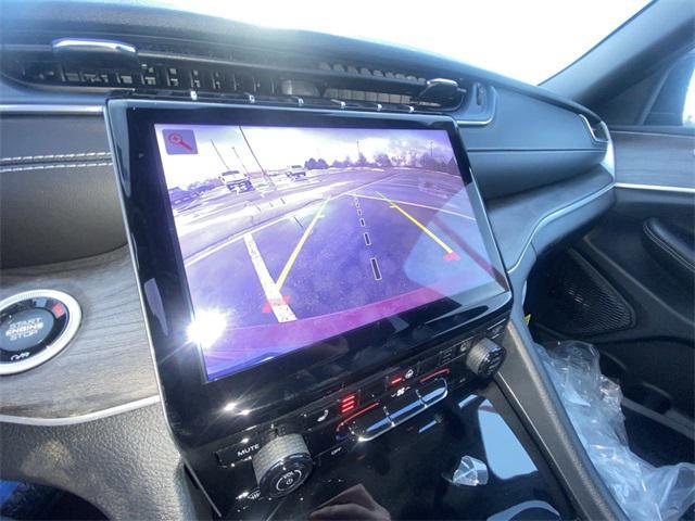 new 2025 Jeep Grand Cherokee car, priced at $43,355