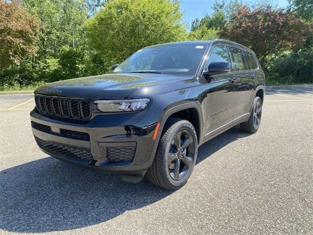 new 2024 Jeep Grand Cherokee L car, priced at $41,586