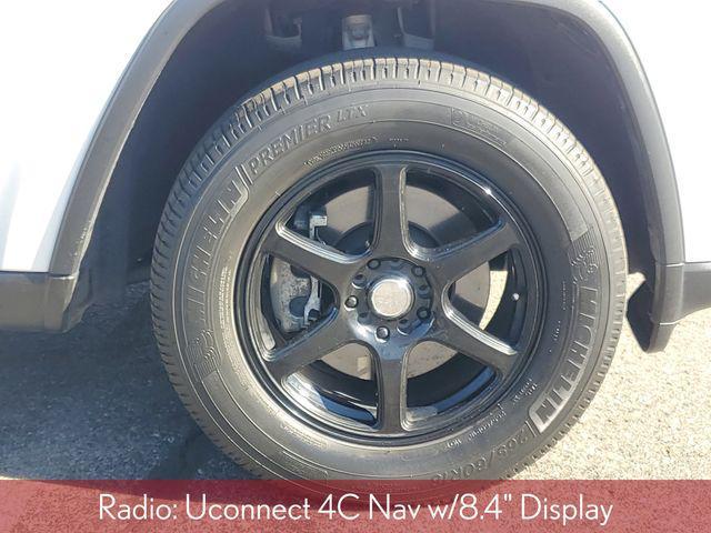 used 2021 Jeep Grand Cherokee car, priced at $26,390