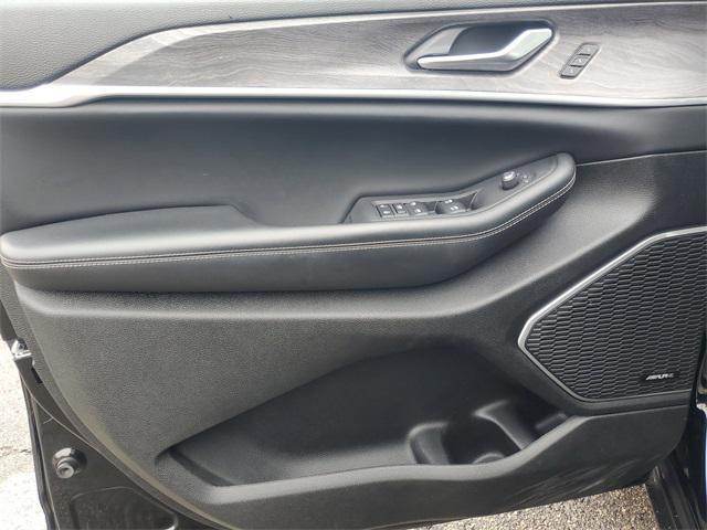 used 2022 Jeep Grand Cherokee L car, priced at $33,700
