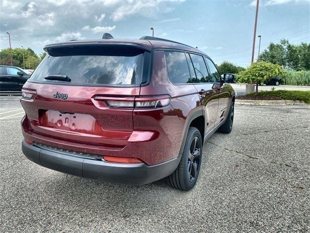 new 2024 Jeep Grand Cherokee L car, priced at $42,014