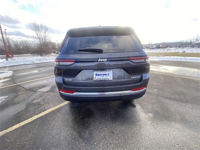 new 2025 Jeep Grand Cherokee car, priced at $40,741