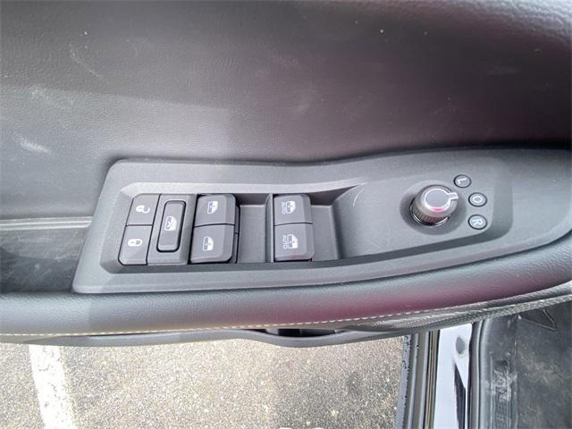 new 2025 Jeep Grand Cherokee L car, priced at $47,318