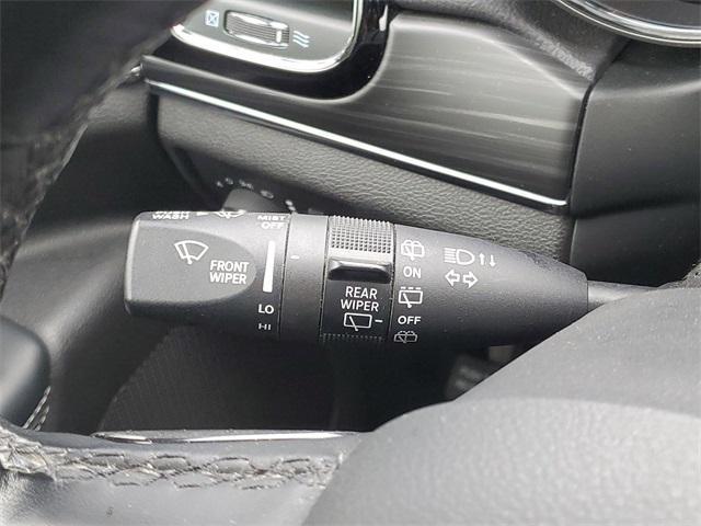 used 2021 Jeep Grand Cherokee car, priced at $25,750