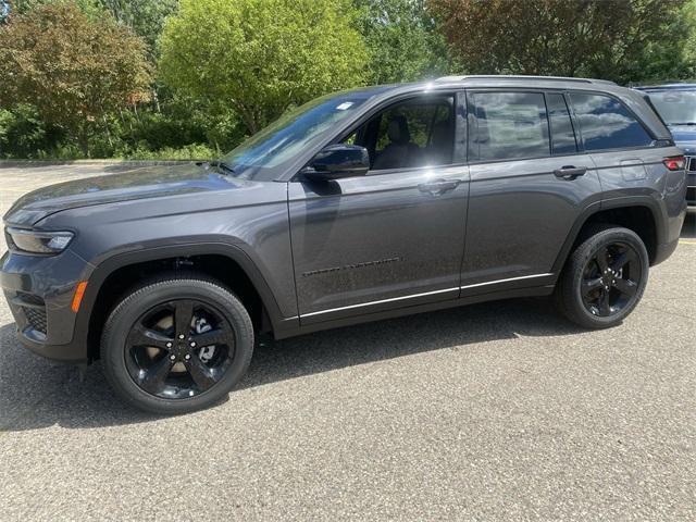 new 2024 Jeep Grand Cherokee car, priced at $41,224