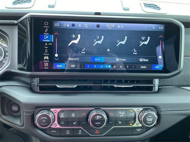 new 2025 Jeep Wrangler car, priced at $53,002