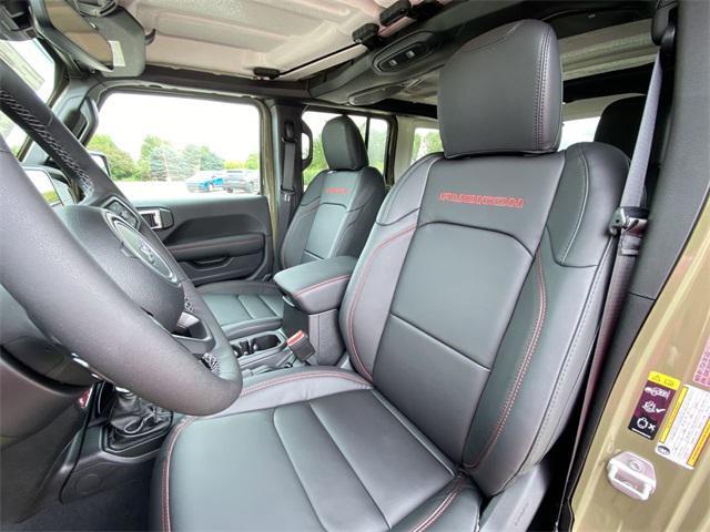 new 2025 Jeep Wrangler car, priced at $53,002