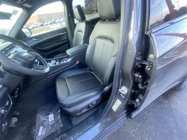 new 2025 Jeep Grand Cherokee L car, priced at $46,467