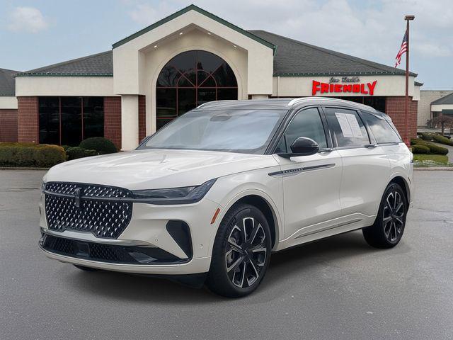 used 2024 Lincoln Nautilus car, priced at $53,987