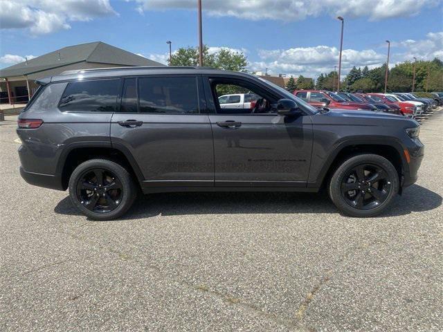 new 2024 Jeep Grand Cherokee L car, priced at $41,586