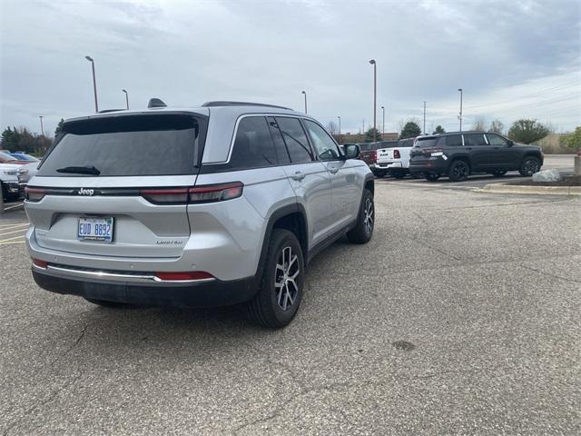 new 2024 Jeep Grand Cherokee car, priced at $40,709