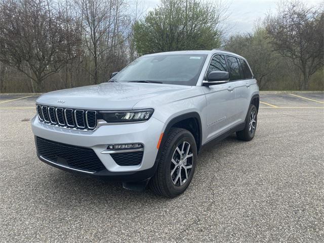 new 2024 Jeep Grand Cherokee car, priced at $40,709