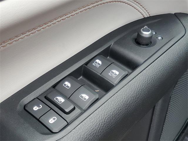 used 2022 Jeep Compass car, priced at $23,425