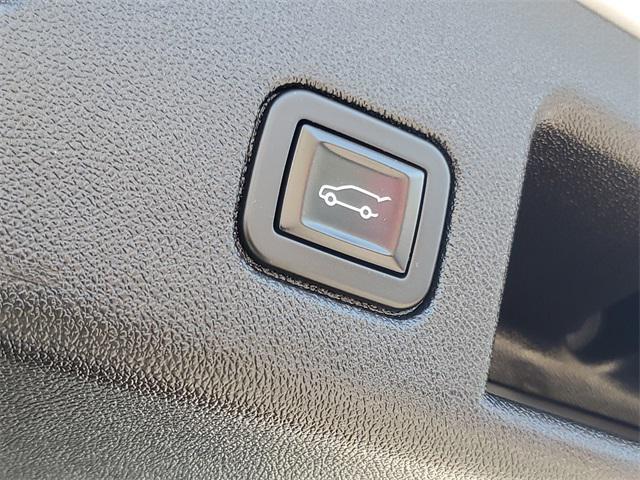 used 2018 Chevrolet Equinox car, priced at $13,625