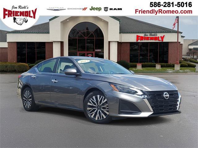 used 2023 Nissan Altima car, priced at $20,000