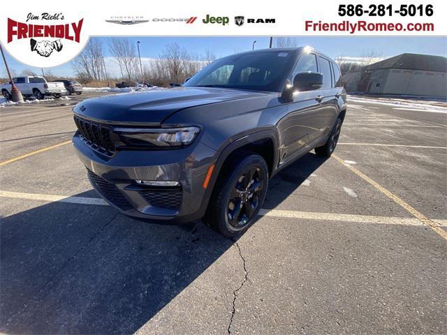 new 2025 Jeep Grand Cherokee car, priced at $45,221