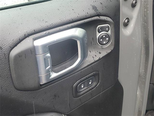 used 2022 Jeep Wrangler Unlimited car, priced at $37,390