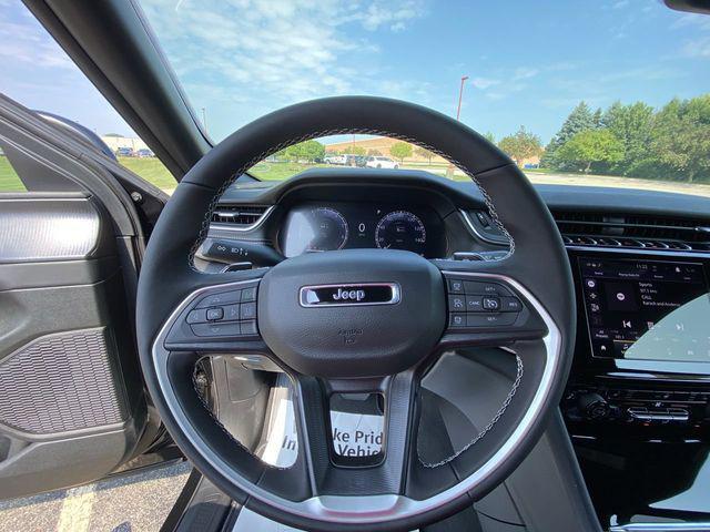 new 2025 Jeep Grand Cherokee L car, priced at $40,464