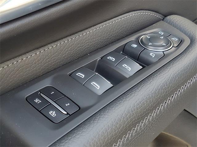 used 2022 GMC Yukon XL car, priced at $52,895