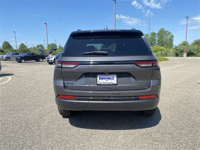 new 2024 Jeep Grand Cherokee car, priced at $41,224