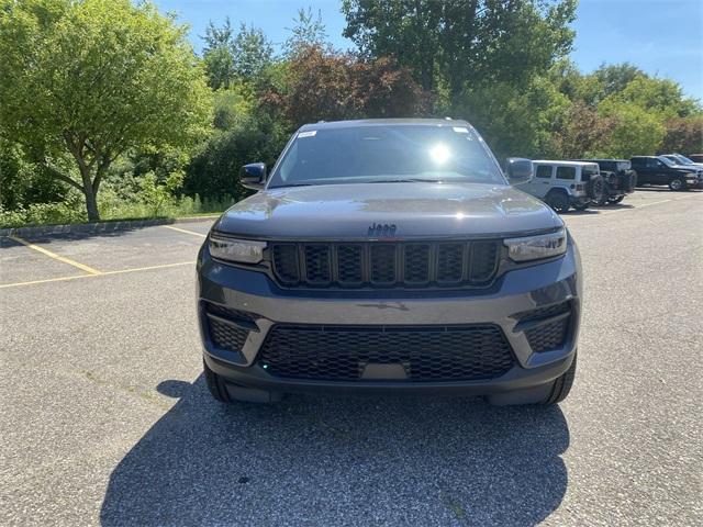 new 2024 Jeep Grand Cherokee car, priced at $41,224