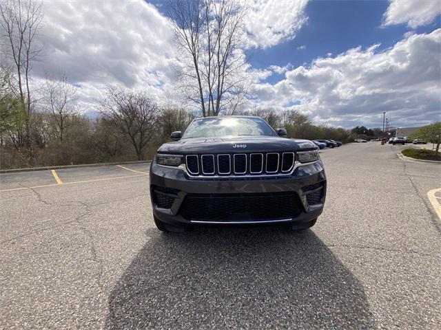 new 2025 Jeep Grand Cherokee car, priced at $41,317