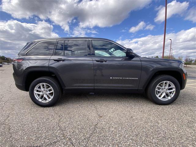 new 2025 Jeep Grand Cherokee car, priced at $41,317