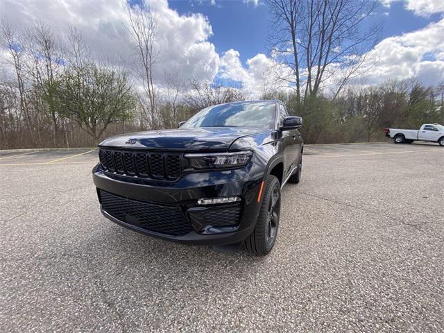new 2025 Jeep Grand Cherokee car, priced at $43,071