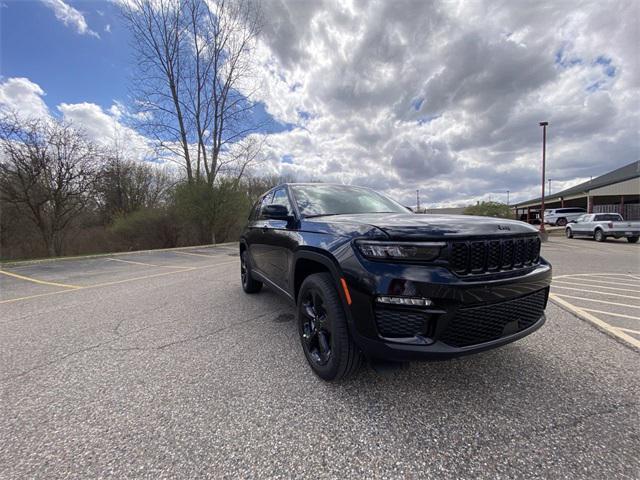 new 2025 Jeep Grand Cherokee car, priced at $43,071