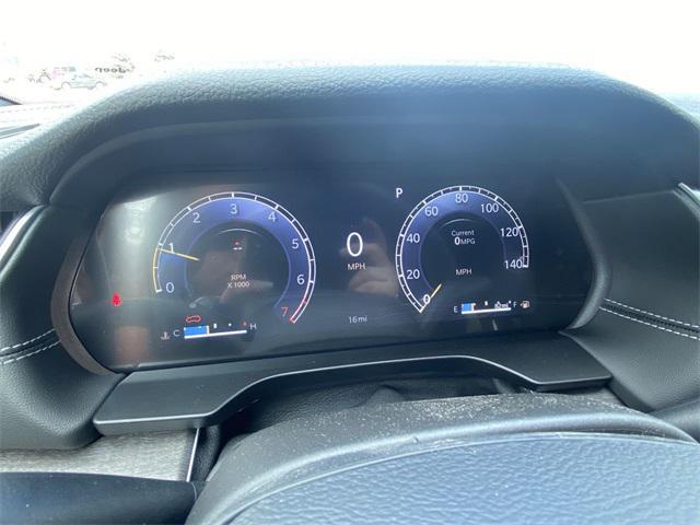 new 2025 Jeep Grand Cherokee car, priced at $43,071