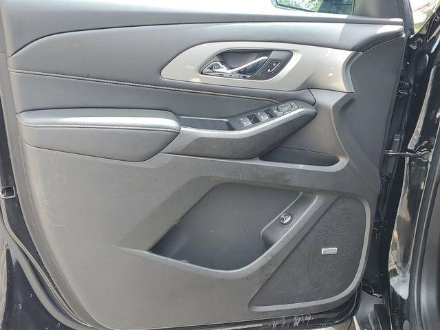 used 2021 Chevrolet Traverse car, priced at $30,968