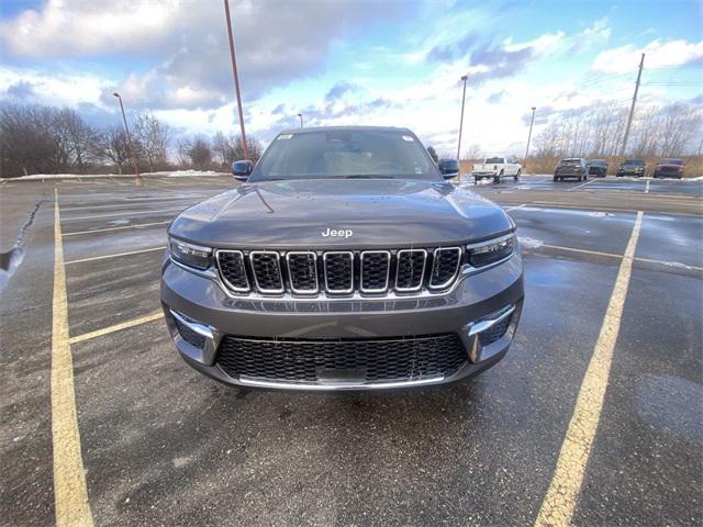 new 2025 Jeep Grand Cherokee car, priced at $38,241