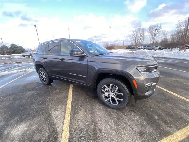 new 2025 Jeep Grand Cherokee car, priced at $38,241