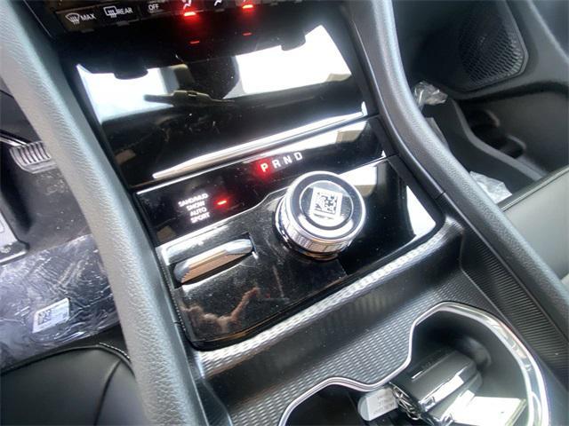 new 2025 Jeep Grand Cherokee car, priced at $38,241