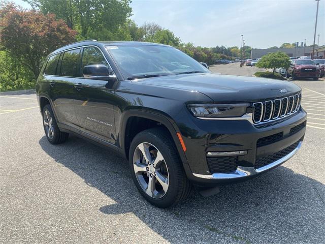 new 2024 Jeep Grand Cherokee L car, priced at $48,469