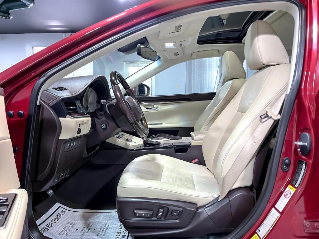 used 2018 Lexus ES 350 car, priced at $19,995