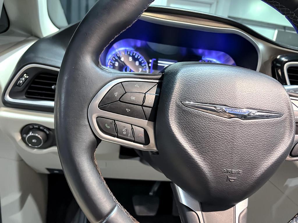 used 2018 Chrysler Pacifica car, priced at $15,995